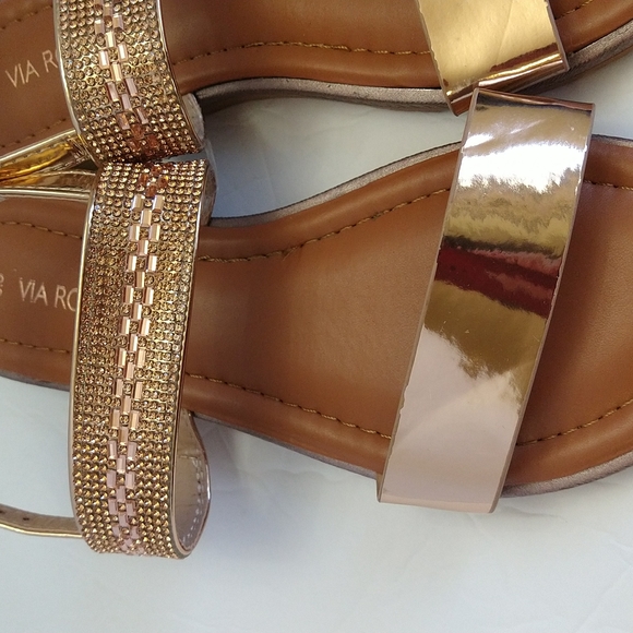 Rose gold strap flats sandals size 6.5. - Picture 5 of 8